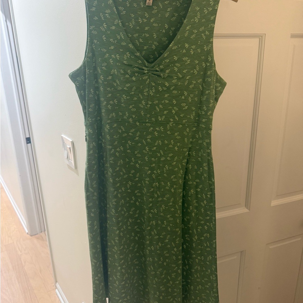 Toad and co midi green dress